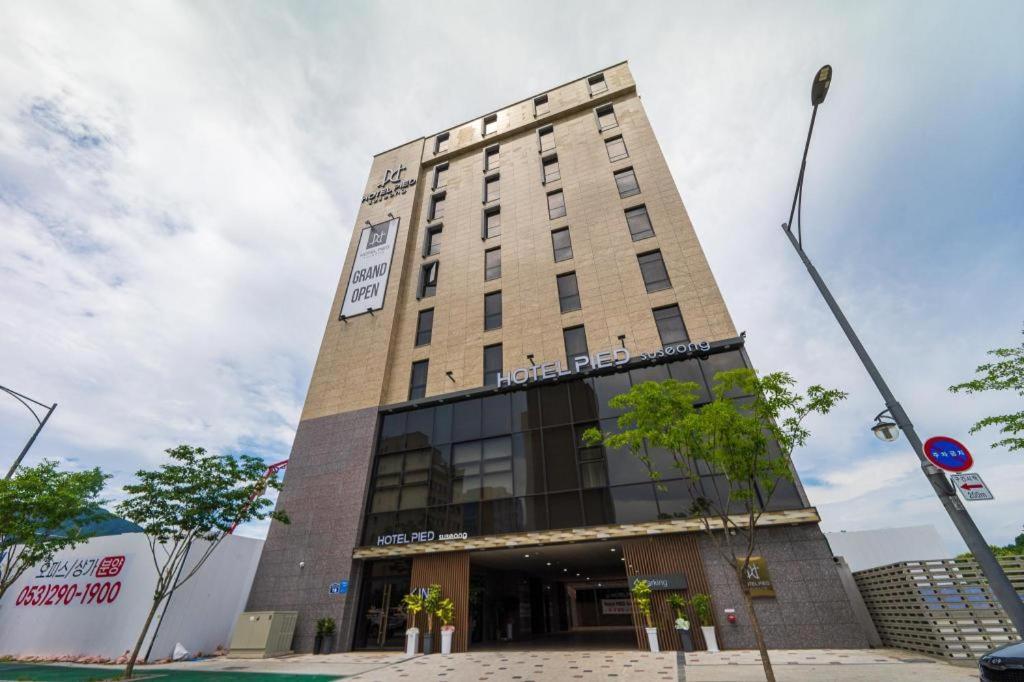 Hotel Pied Suseong Daegu Bagian luar foto